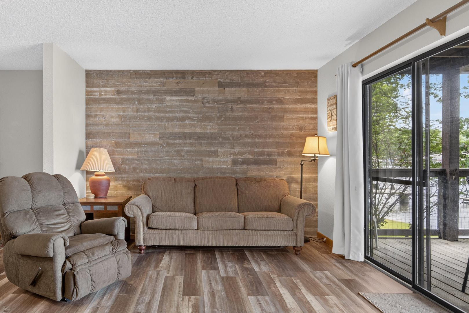 Lone Oak Point 26 in Sunrise Beach, MO