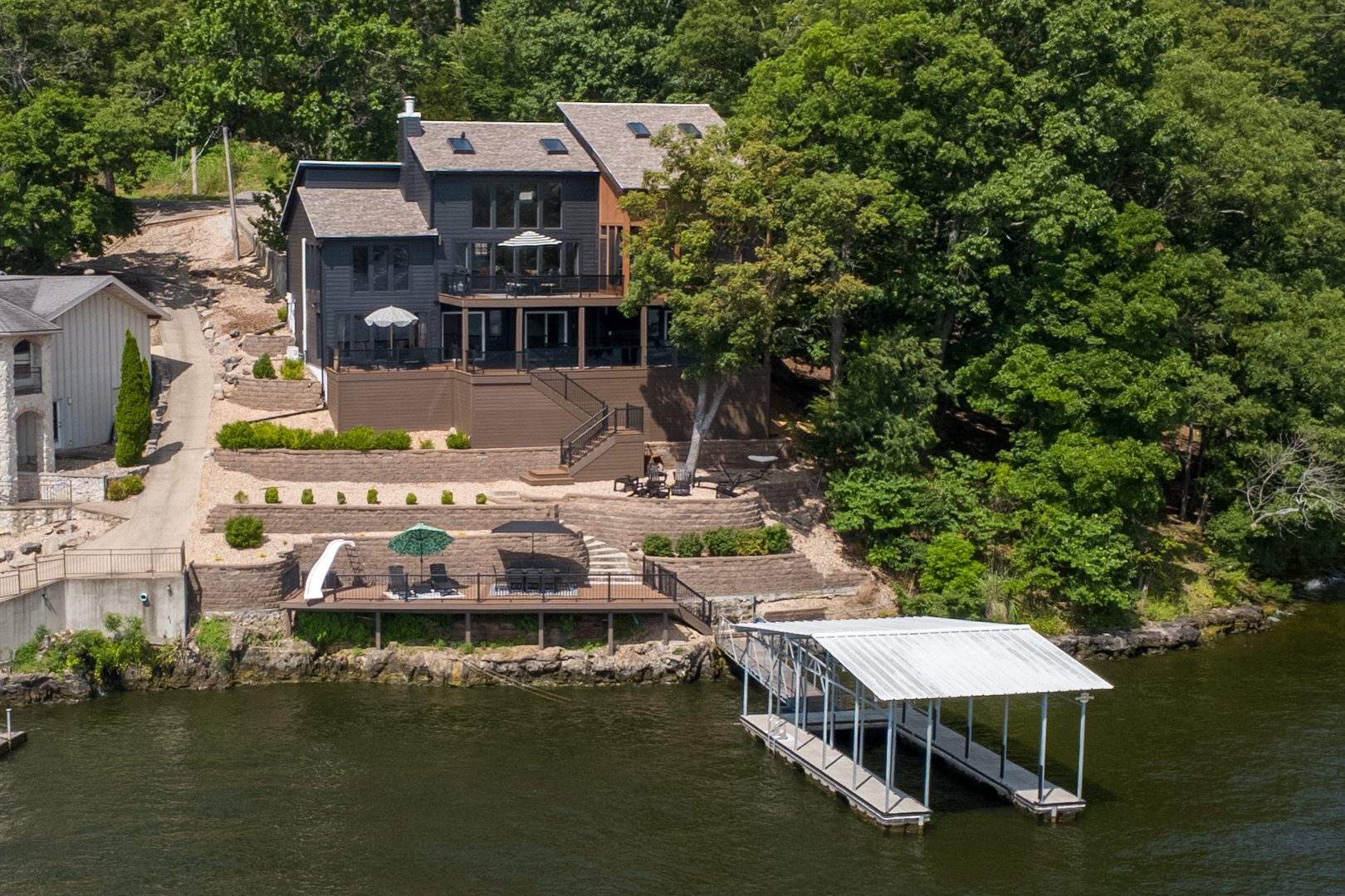 Viewhouse 24 in Sunrise Beach, MO